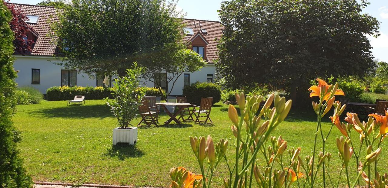 Ferienbungalow Haus Am Teich บอลเทินฮาเกิน ภายนอก รูปภาพ
